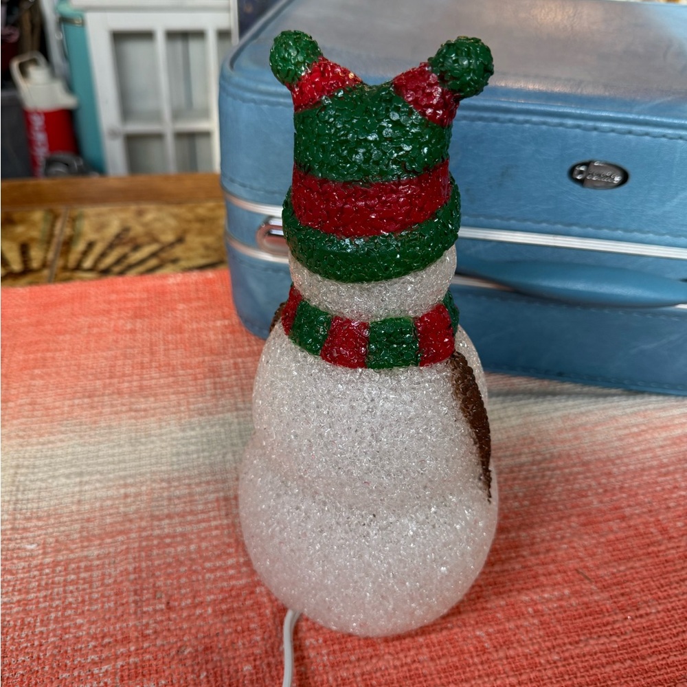 Vintage Melted Plastic Popcorn Snowman Lamp - Picture 3 of 5